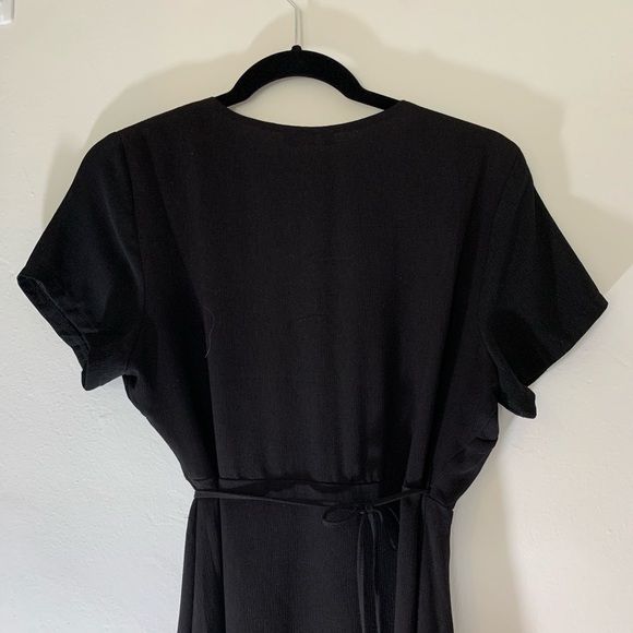 Black mini wrap dress - Picture 2 of 6